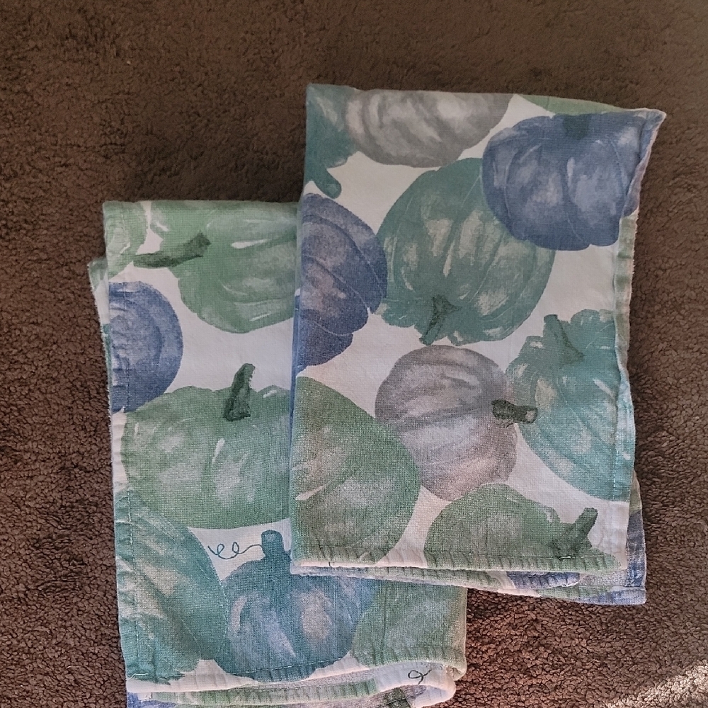 Blue and Green Pumpkin Print Towels